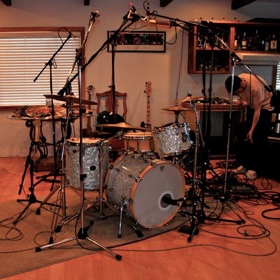 10 Simple Steps to Recording an Awesome Drum Sound